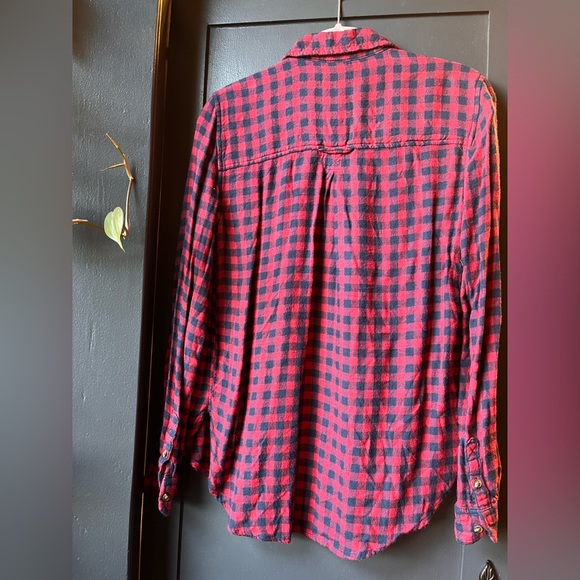 Women’s American Eagle Soft Flannel Blue Red Check Button Up Shirt XS - Picture 4 of 6